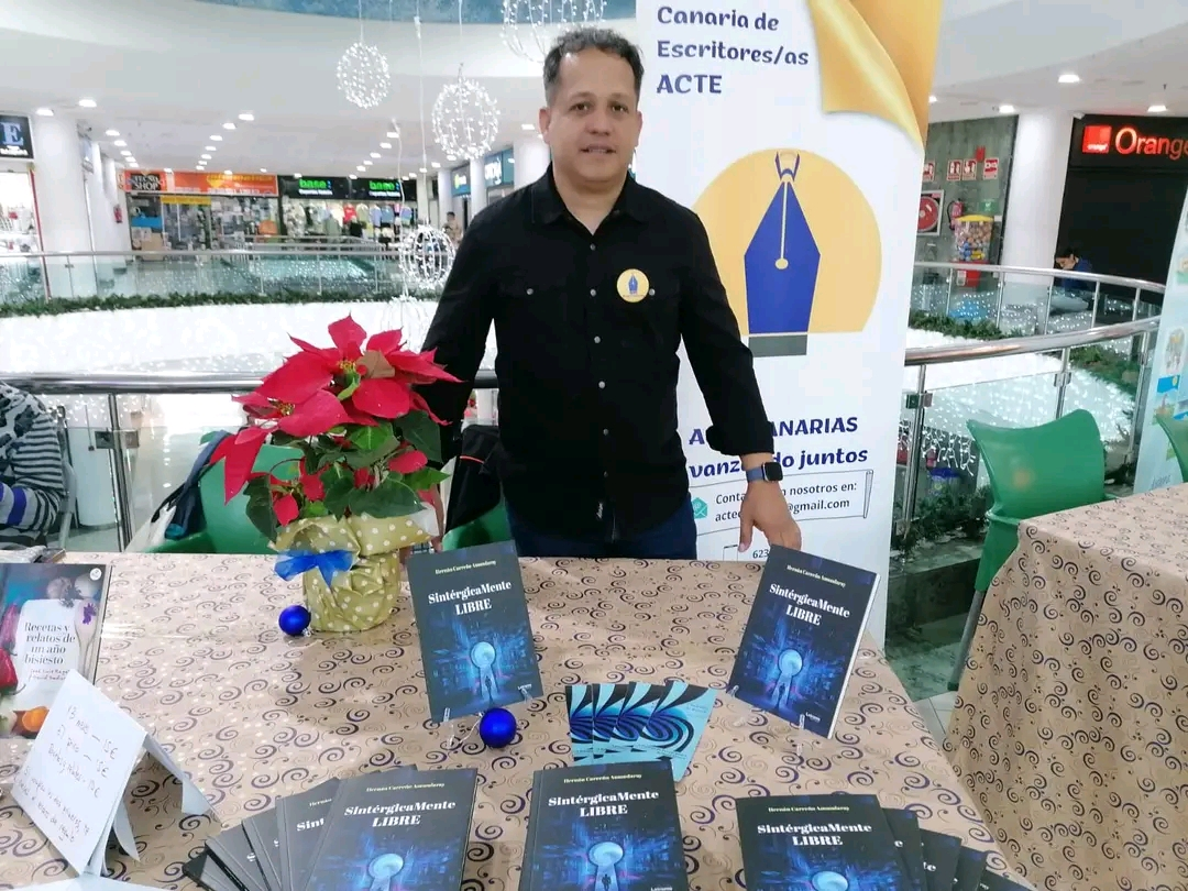 Hernán José Carreño Amundaray presenta su nueva obra: "SintérgicaMente LIBRE"